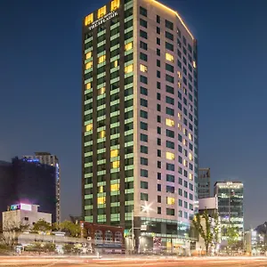 Sotetsu The Splaisir Dongdaemun **** Seúl